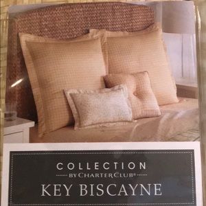 Charter Club 4 Piece Decorative Accent Set